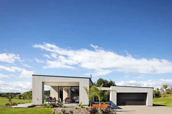Waiterere Beach, Horowhenua house image
