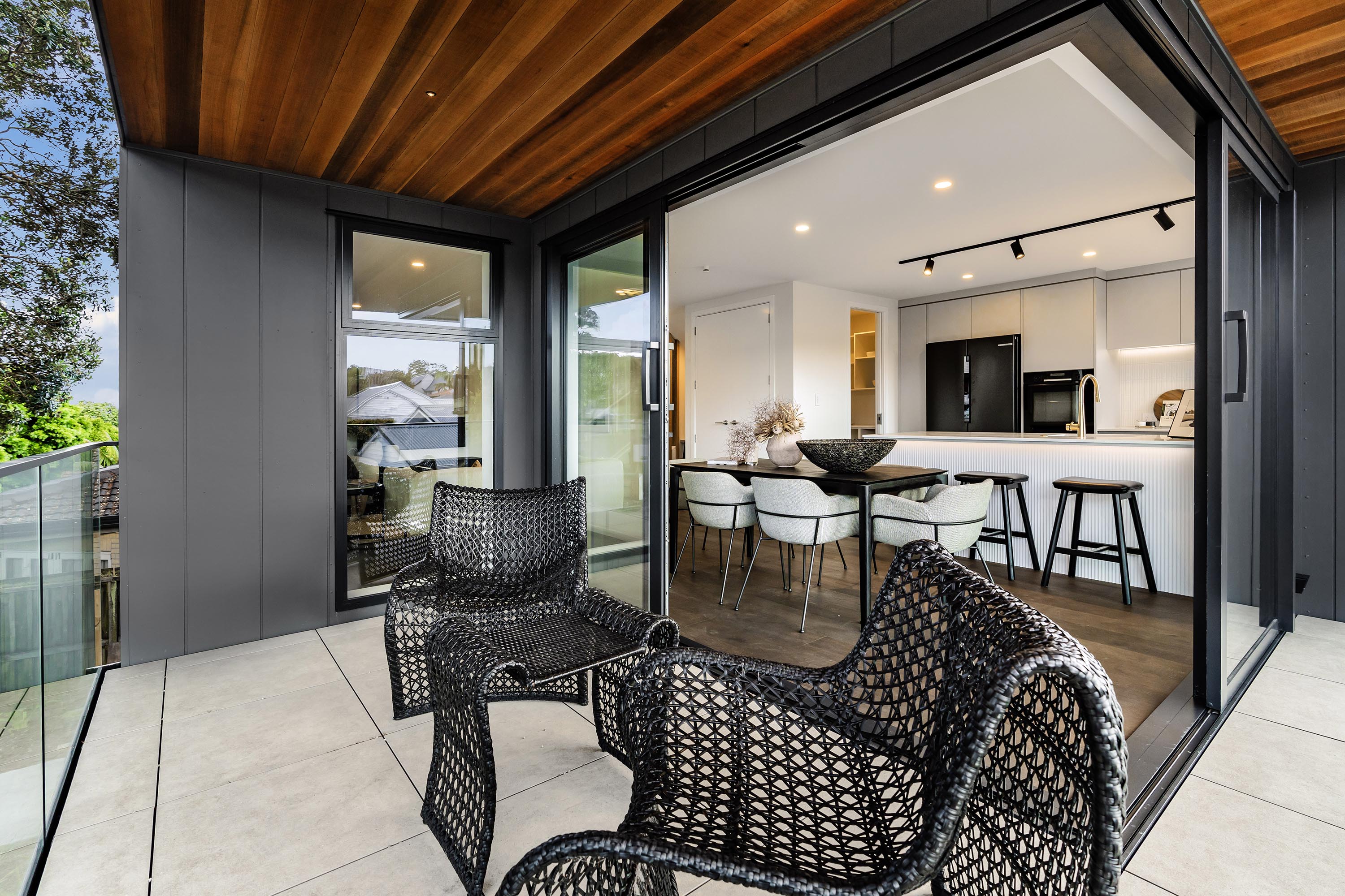 Unit1 Townhouse Deck Indoor Outdoor Living