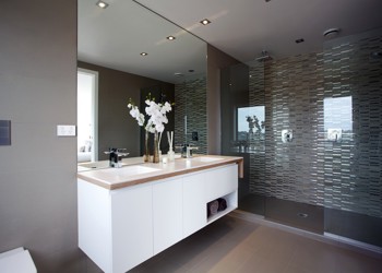 Northshore Longbay Bathroom1