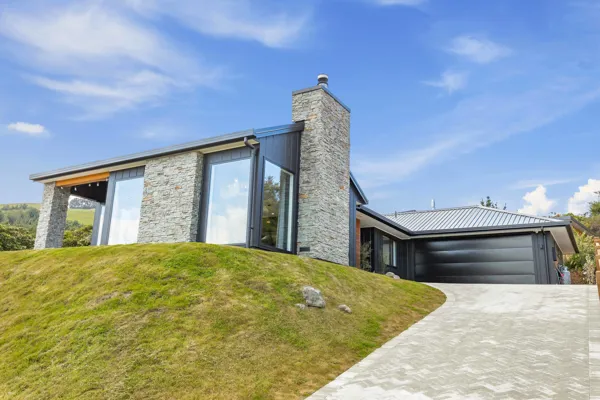 Kinloch, Taupo house image